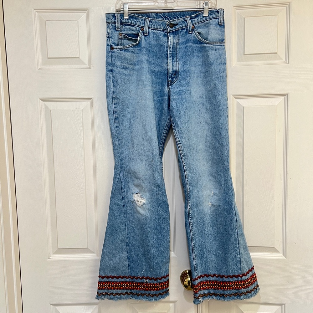 VNTG Levi's‎ orange tab boot cut blue flare jeans embroidered  distress jeans 33